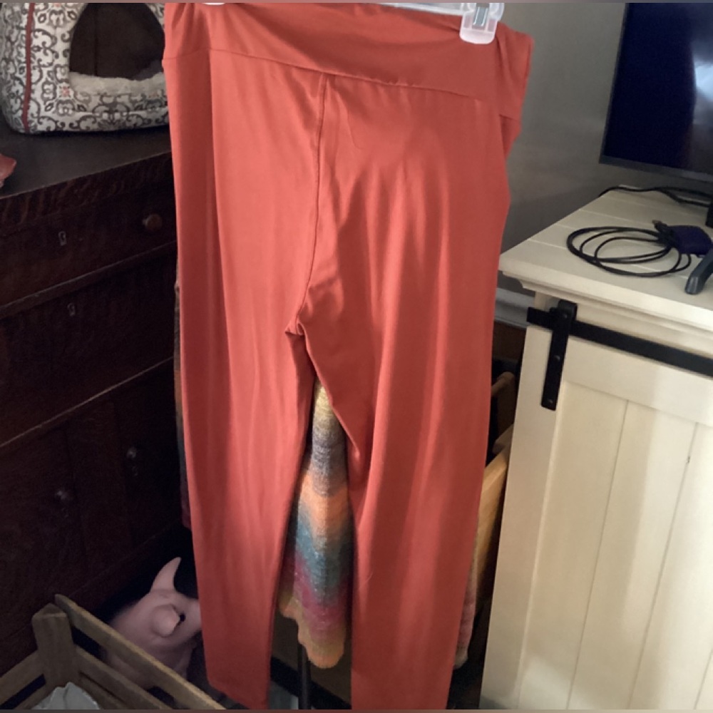 LuLa Roe TC leggings